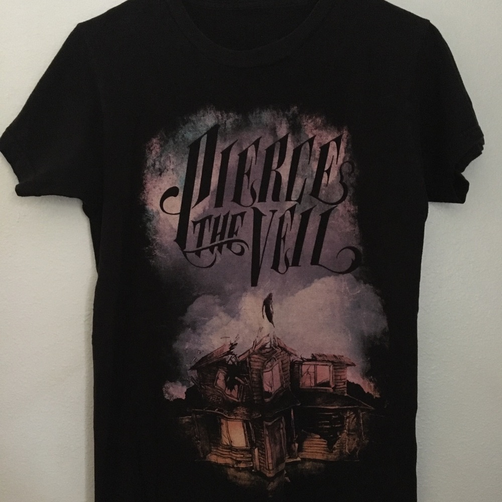 Pierce the Veil black t-shirt